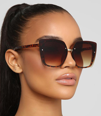 3-The-Dual-Colored-Square-Sunglasses-for-women